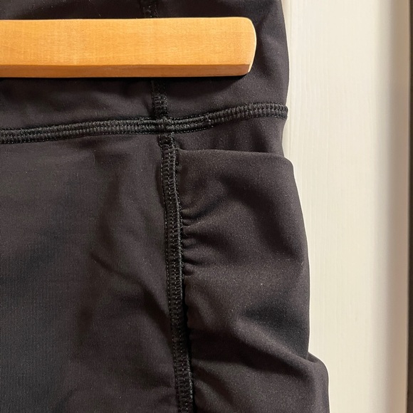 Lululemon Black Women's Shorts - Picture 4 of 5